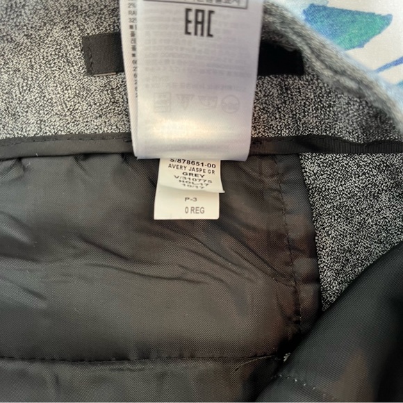 Banana Republic Avery Grey Dress Pants. Size 0 - Picture 6 of 8